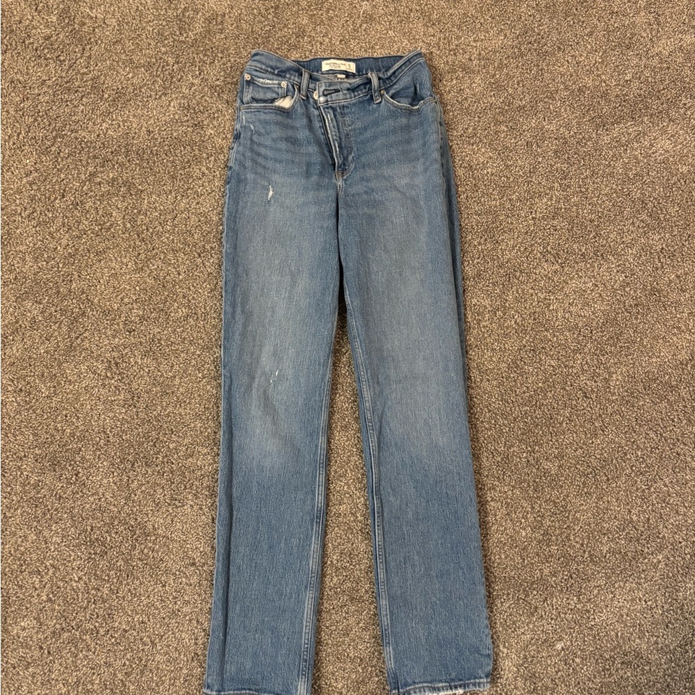 Abercrombie & Fitch 90s straight ultra high rise with crossover waist band